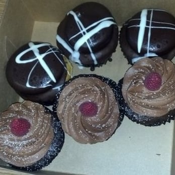 Cakes by Ron - Bavarian Cream on top. Chocolate Rasberry on bottom. - Bakeries Near Me - Sarasota, Florida