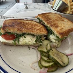 Capers Sandwich