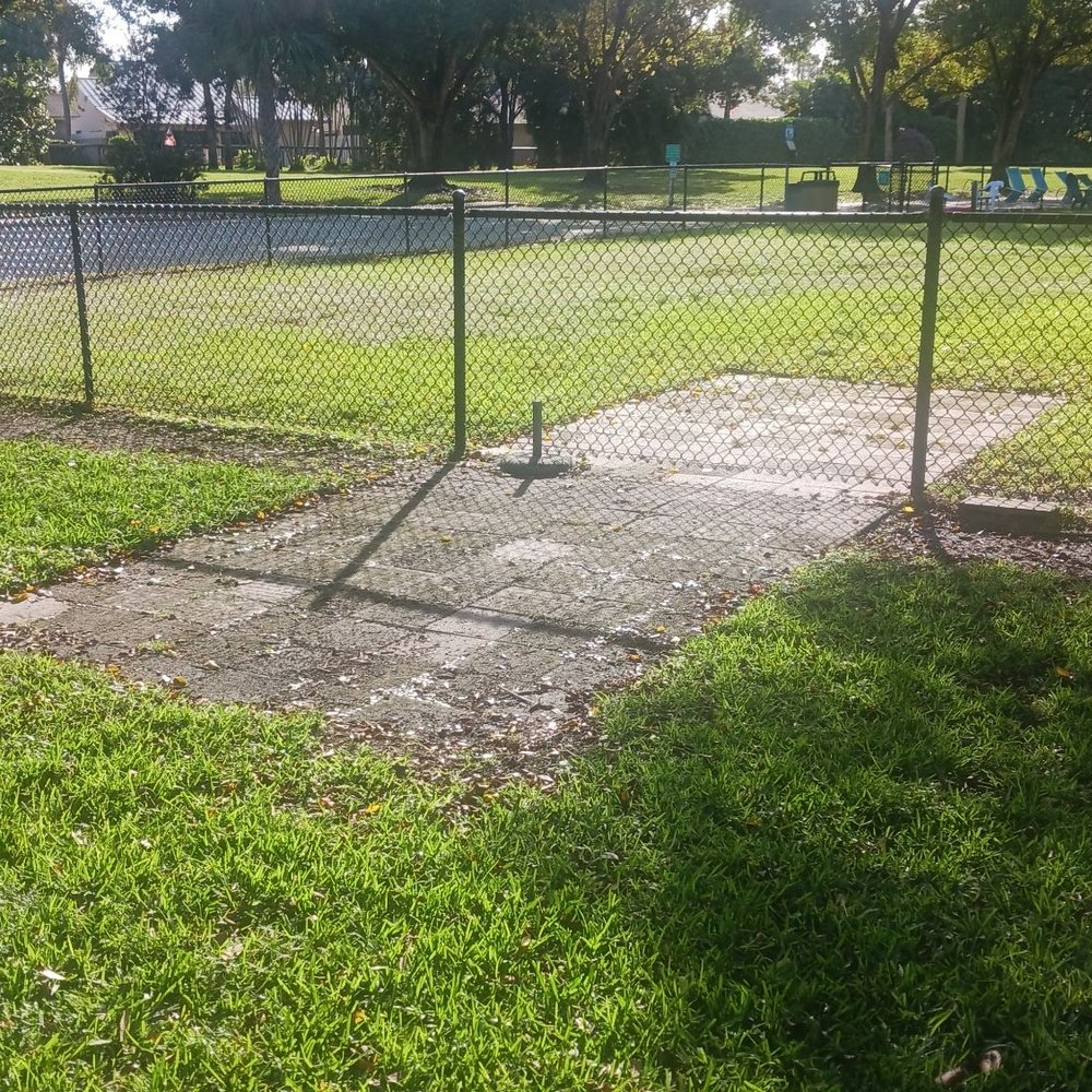 Find Dog Park - Ice cream paper Platform between both dog parks - Dog Parks Near Me - Jupiter, Florida Find Dog Park - Ice cream paper Platform between both dog parks - Dog Parks Near Me - Jupiter, Florida