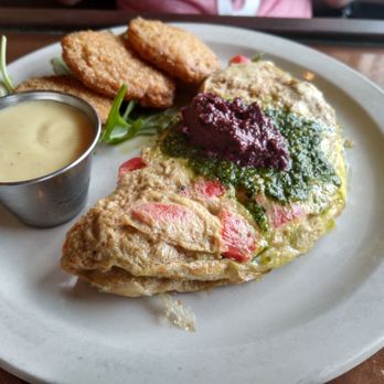 Station 400 - Omelette with fried green tomatoes - Breakfast & Brunch Near Me - Lakewood Ranch, Florida Station 400 - Omelette with fried green tomatoes - Breakfast & Brunch Near Me - Lakewood Ranch, Florida