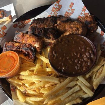 Phil's BBQ - Barbeque Near Me - San Diego, California