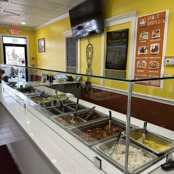 Wishbone Rotisserie - comida casera lista para llevar - Latin American Near Me - Leesburg, Virginia Wishbone Rotisserie - comida casera lista para llevar - Latin American Near Me - Leesburg, Virginia