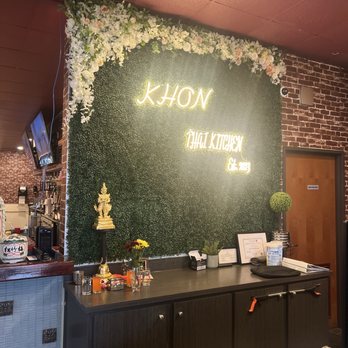 Khon Thai Kitchen By Seeda - Thai Near Me - Austin, Texas