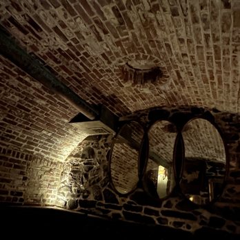 Le Boudoir - a wine cellar with barrels - Cocktail Bars Near Me - Brooklyn, New York Le Boudoir - a wine cellar with barrels - Cocktail Bars Near Me - Brooklyn, New York