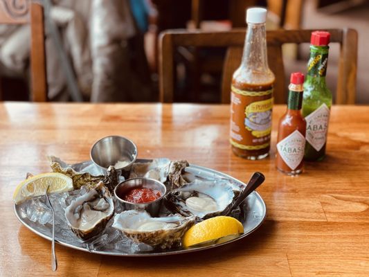 Café Waterfront by null