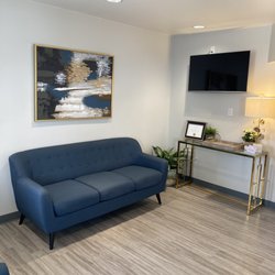 Algiers Dental Associates