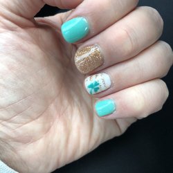 Creative Nails - St. Patrick's day nails!
