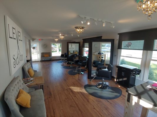 THE LEVEL SALON - Updated July 2025 - 309 SE Douglas St, Lee's Summit ...