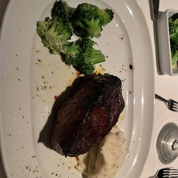 Steak 48 - NY Strip* ** Whipped potatoes and broccoli - Steakhouses Near Me - Charlotte, North Carolina
