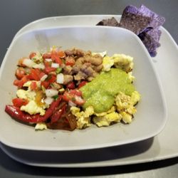 Animo Juice & Burrito Bar - Breakfast bowl