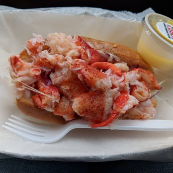 Bite Into Maine - Picnic Lobster Roll with coleslaw on the bottom. - Seafood Near Me - Cape Elizabeth, Maine