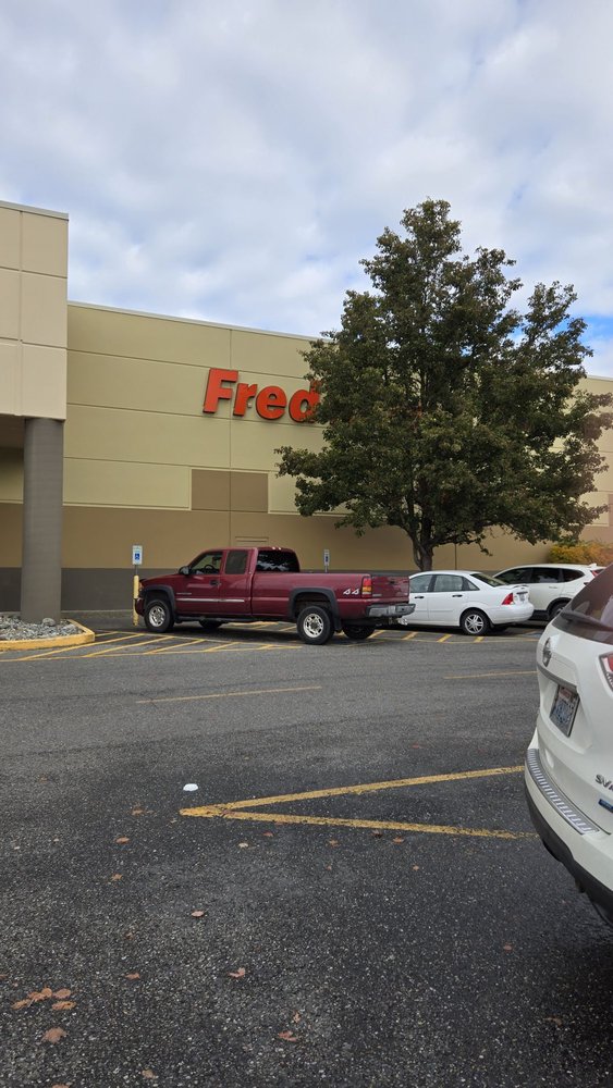 Fred Meyer Image