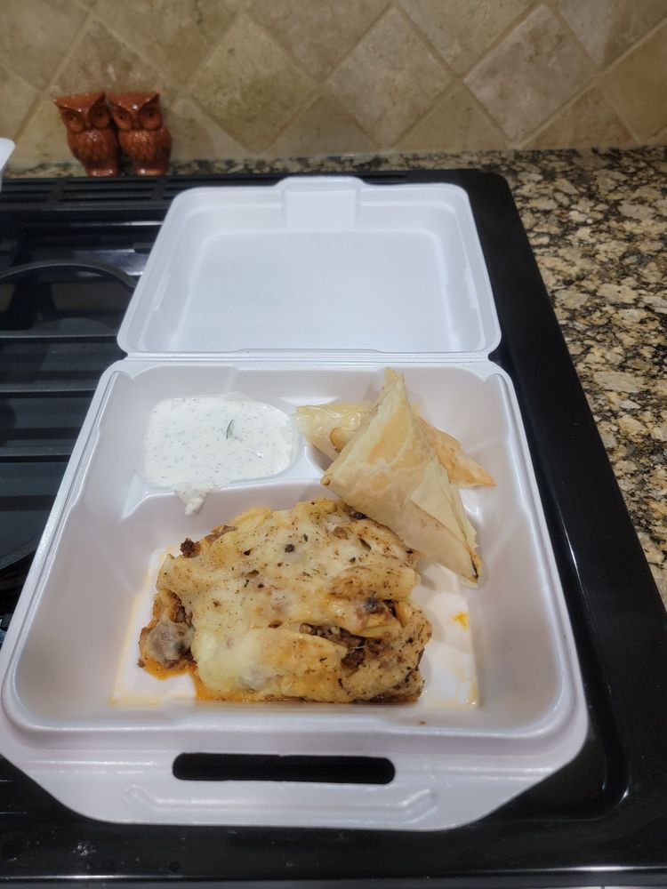 Plaka Greek Cafe