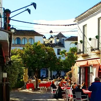 Plaza de los Naranjos - Plaza de Naranjos, Marbella 2-9-18 - Public Plazas Near Me - Marbella, Massachusetts
