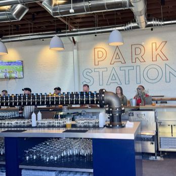 Park Station - Inside - Beer Gardens Near Me - Alameda, California