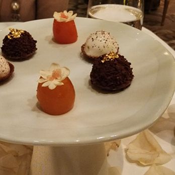 Le Cinq - Desert course trio - French Near Me Le Cinq - Desert course trio - French Near Me