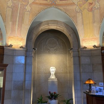 Lincoln Memorial Shrine - Landmarks & Historical Buildings Near Me - Redlands, California
