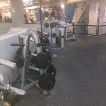 Memphis Rox - Gym area upstairs with machines and free weights!! - Rock Climbing Near Me - Memphis, Tennessee