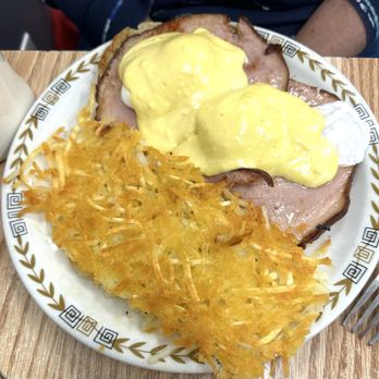 Eat At Joe's - Eggs Benedict with a side of hash browns - Breakfast & Brunch Near Me - Cleveland, Ohio