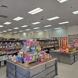 One 2 Buy - Toys display in front
