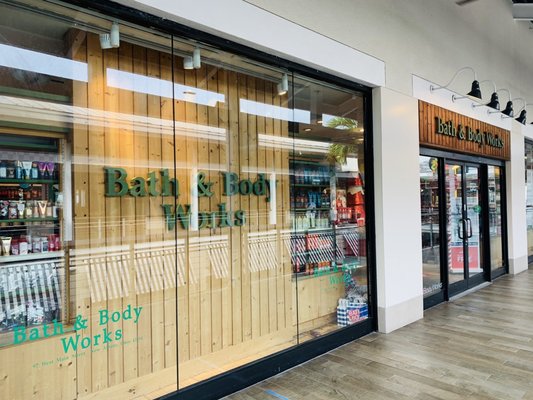 BATH & BODY WORKS - Updated July 2025 - 401 Biscayne Blvd, Miami ...