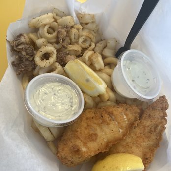 Splash Cafe - American Near Me - Pismo Beach, California