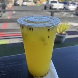 Passionfruit and Pineapple Agua Fresca, super refreshing in this heat