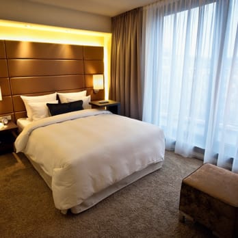 i31 Hotel - Zimmer brown - Hotels Near Me - Berlin, BE