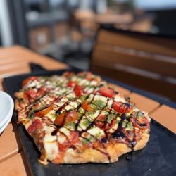 Flight Deck Grill & Golf Club