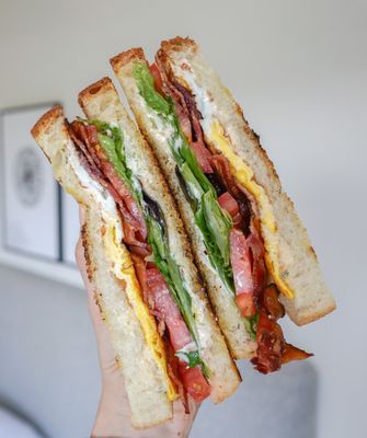 Mudgie's Deli and Bar by null