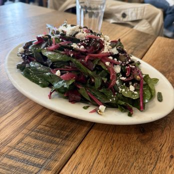 Gjelina - Spinach salad with beet and pickled onion - New American Near Me - New York, New York