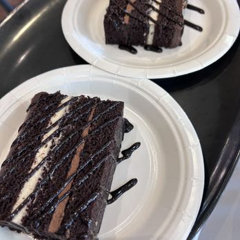 Cellar 426 Winery - Chocolate cake - Wineries Near Me - Ashland, Nebraska