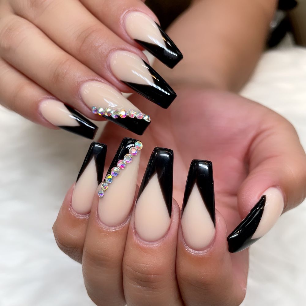 TOP SERVICE NAILS & LASHES Updated August 2024 94 Photos & 75