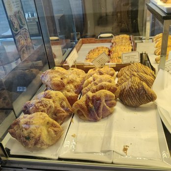 Paris Baguette - Bakeries Near Me - Buena Park, California