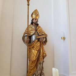 Universitätskirche St. Nikola - Skulptur