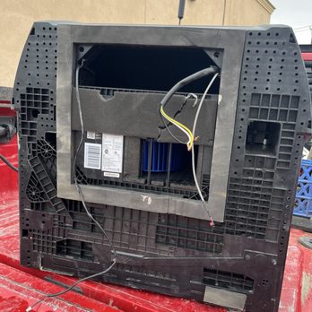 RV Unlimited - Inside of yesterday's unit. Obviously it had been previously installed - RV Repair Near Me - Odessa, Texas RV Unlimited - Inside of yesterday's unit. Obviously it had been previously installed - RV Repair Near Me - Odessa, Texas