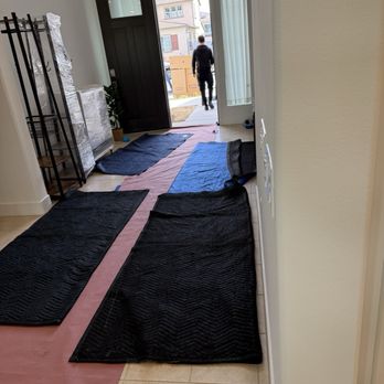 Simple Moving Company - Floor protection - Movers Near Me - Culver City, California Simple Moving Company - Floor protection - Movers Near Me - Culver City, California