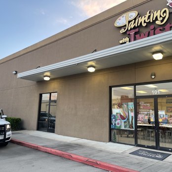 Painting with a Twist - Paint & Sip Near Me - Pearland, Texas Painting with a Twist - Paint & Sip Near Me - Pearland, Texas