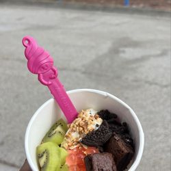 Menchie's Winthrop Town Centre