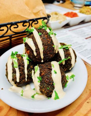 Oren's Hummus by null