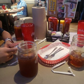 Pluckers Wing Bar - Grapevine - Dinner with 2 of 3 of my kiddos. - Chicken Wings Near Me - Grapevine, Texas Pluckers Wing Bar - Grapevine - Dinner with 2 of 3 of my kiddos. - Chicken Wings Near Me - Grapevine, Texas