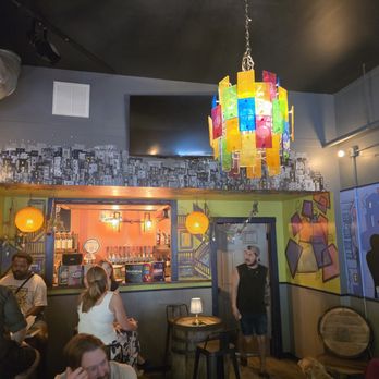 Rogers Park Social - Lounges Near Me - Chicago, Illinois Rogers Park Social - Lounges Near Me - Chicago, Illinois