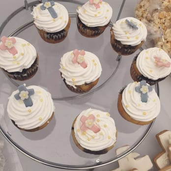 Martha's Cakes - Cupcakes Near Me Martha's Cakes - Cupcakes Near Me