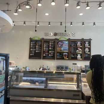 Ben & Jerry’s - Inside with menu - Ice Cream & Frozen Yogurt Near Me - Washington, DC, District of Columbia Ben & Jerry’s - Inside with menu - Ice Cream & Frozen Yogurt Near Me - Washington, DC, District of Columbia