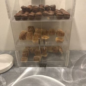 Waikiki Resort Hotel - Sweet bread - Hotels Near Me - Honolulu, Hawaii Waikiki Resort Hotel - Sweet bread - Hotels Near Me - Honolulu, Hawaii