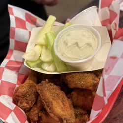 Cornerstone Lounge - Old Grandad Wings