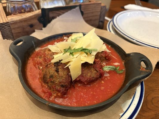 Eno's Pizza Tavern by null