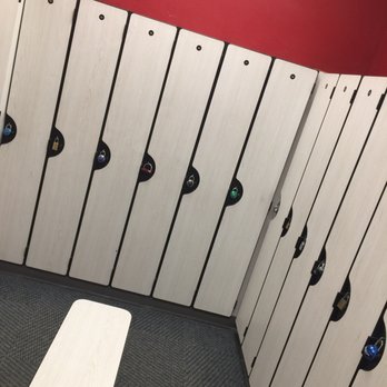 Iron Bound Gym - Lockers! - Gyms Near Me - Williamsburg, Virginia