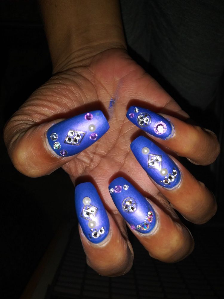 Be Be Nail Logo