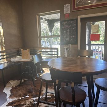 Vezer Family Vineyard - Wineries Near Me - Fairfield, California